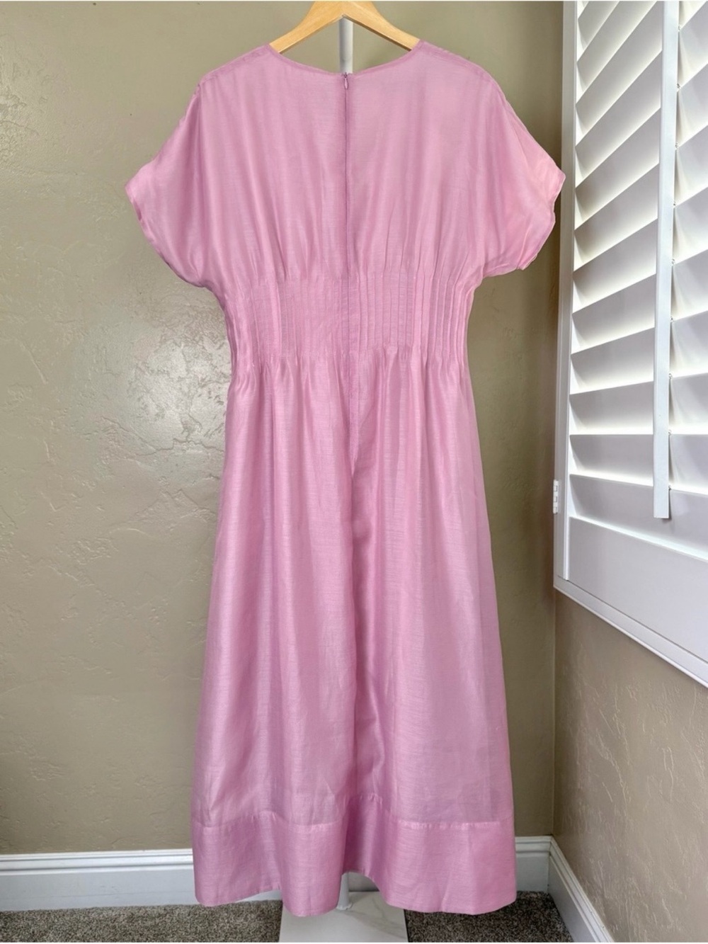 Commense Dusty Rose Pink Smocked Waist Midi Dress Large NWT - Picture 8 of 11